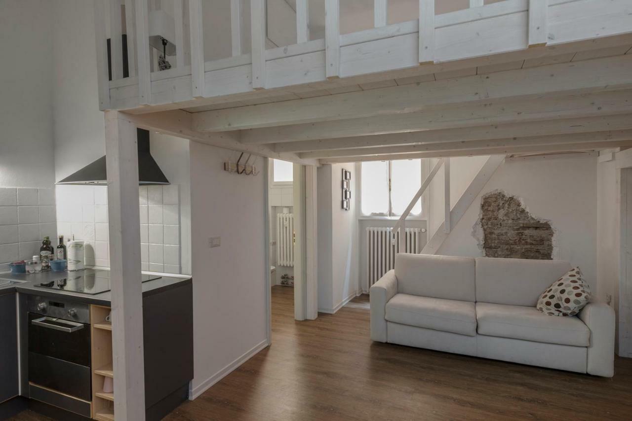 Apartmán New Loft In The Heart Of Bologna 2 Exteriér fotografie